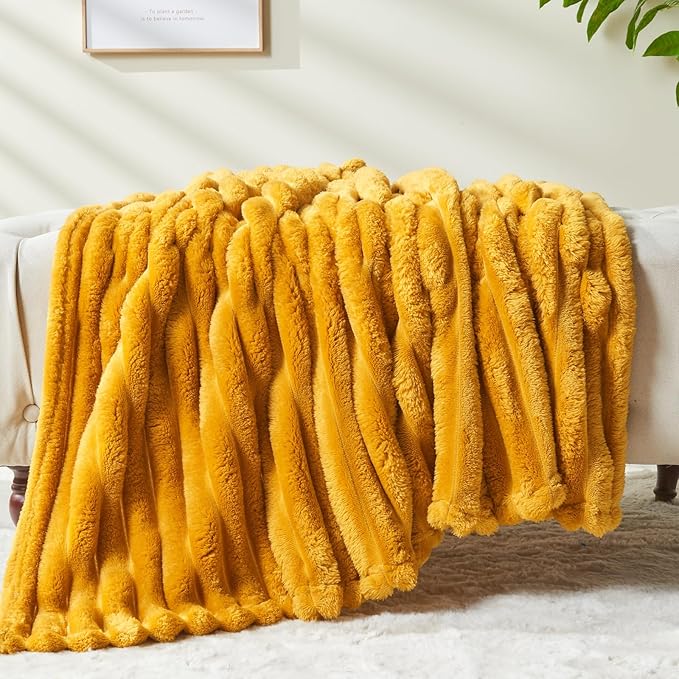 NEWCOSPLAY Super Soft Twin Blanket Mustard Yellow Premium Silky Flannel Fleece 3D Ribbed Jacquard Lightweight Bed Blanket All Season Use (Mustard Yellow Ribbed, Twin(60"x80"))
