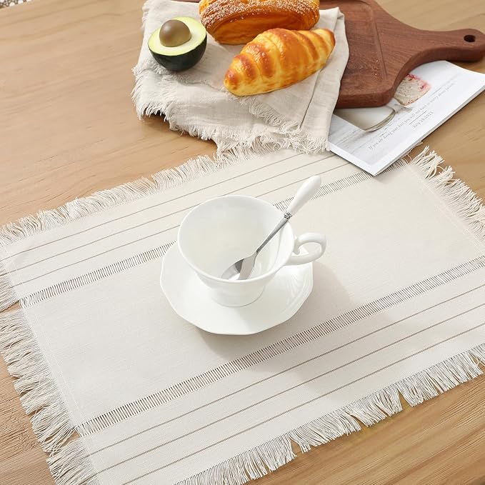 Chassic Rustic Placemats Set of 6, Washable Linen Cloth Place Mats, Woven Dinner Mats for Kitchen, Dining, Party, Wedding and Daily Table Decor - Cream