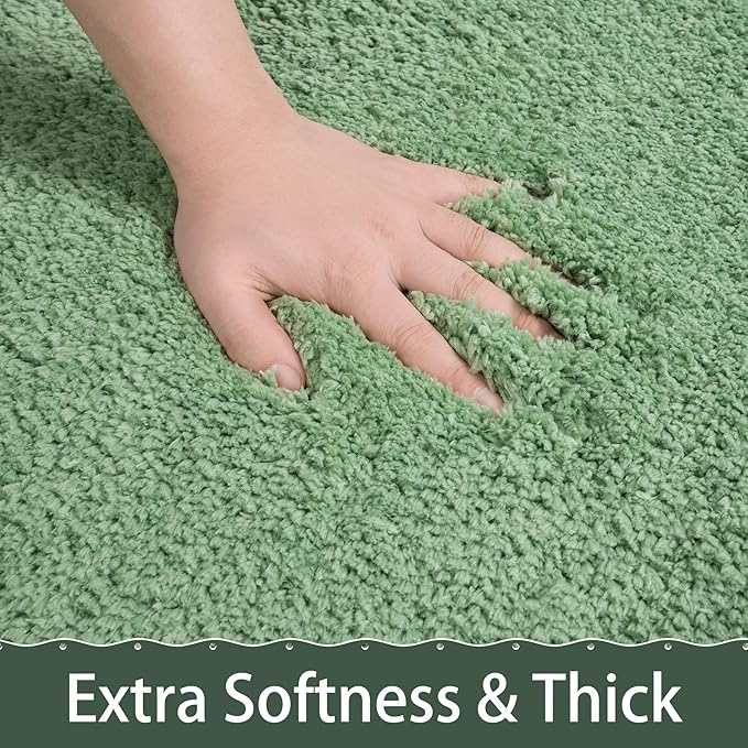 AROGAN Luxury Long Bathroom Runner Rug, 24x36 Inch Thick Soft and Absorbent Microfiber Non Slip Bath Mat, Rubber Backing Quick Dry Rugs Carpets, Machine Washable Plush Mats for Shower Floor, Green