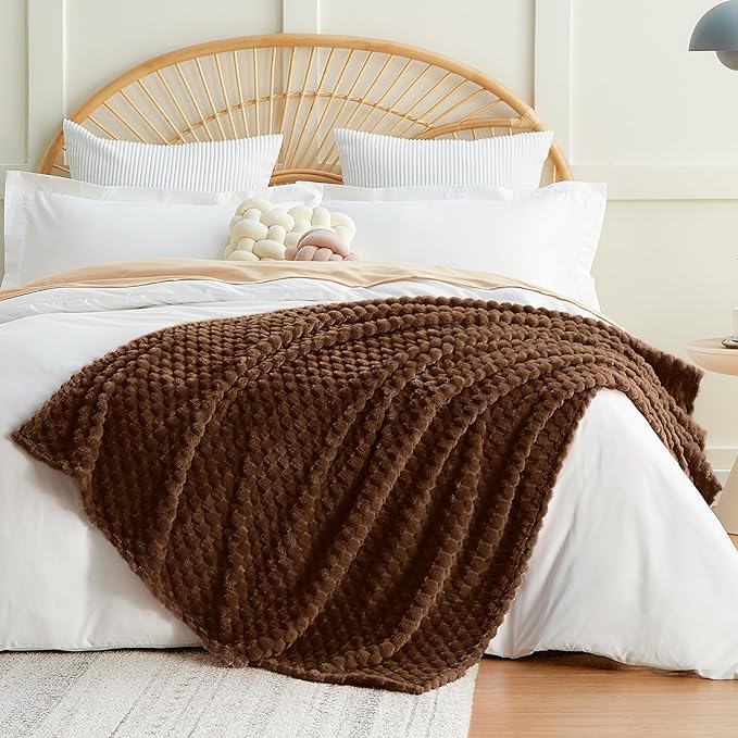 EXQ Home Fleece Throw Blanket for Couch or Bed - 3D Imitation Turtle Shell Jacquard Decorative Blankets - Cozy Soft Lightweight Fuzzy Flannel Blanket Suitable for All Seasons(50"×60",Brown)