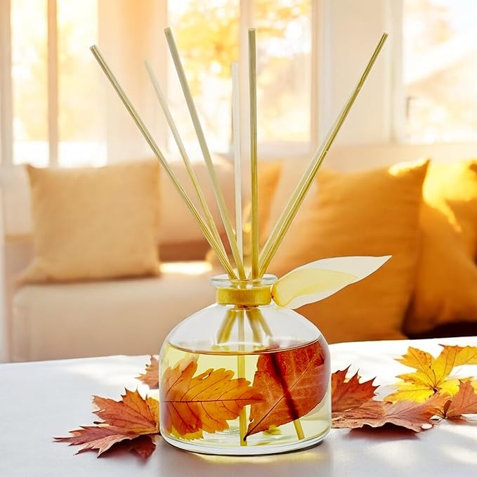 LOVSPA Sugar & Spice Autumn Scented Reed Diffuser Set - Real Cinnamon Sticks & Maple Leaf! Cinnamon, Buttery Vanilla & Sugar Crystals - Fresh Baked Cookies Scent! Fall Decor for Your Home