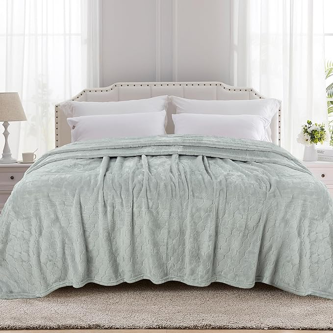 TOONOW Fleece Bed Blanket Queen Size 90x90 inches, Super Soft Fluffy Fuzzy Plush Blanket Geometric Pattern Cozy Microfiber Flannel Blankets for Couch, Bed, Sofa, Mirage Gray