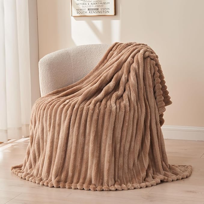 NEWCOSPLAY Super Soft King Blanket Taupe Premium Silky Flannel Fleece 3D Ribbed Jacquard Lightweight Bed Blanket All Season Use (Taupe Ribbed, King(90"x110"))