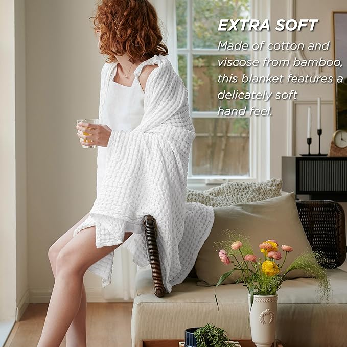 Bedsure Cooling Cotton Waffle Queen Size Blanket - Lightweight Breathable Blanket of Rayon Derived from Bamboo for Hot Sleepers, Luxury Throws for Bed, Couch and Sofa, White, 90x90 Inches