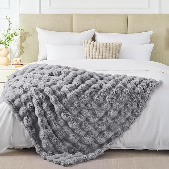 EXQ Home Rabbit Faux Fur Throw Blanket for Couch, Soft Fluffy Bubble Double Sided Plush Blanket, Cozy Thick Warm Fuzzy Decorative Blanket for Bed Chair Sofa Living Room, 50x60 Inches (Light Grey)