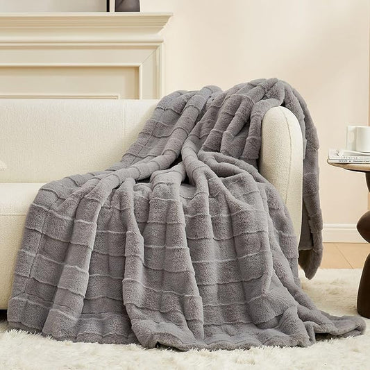 Cozy Bliss Fluffy Faux Fur Throw Blanket for Couch,Lightweight Cozy Soft Grey Throw Blankets for Sofa Bed Living Room,50x60 Inches