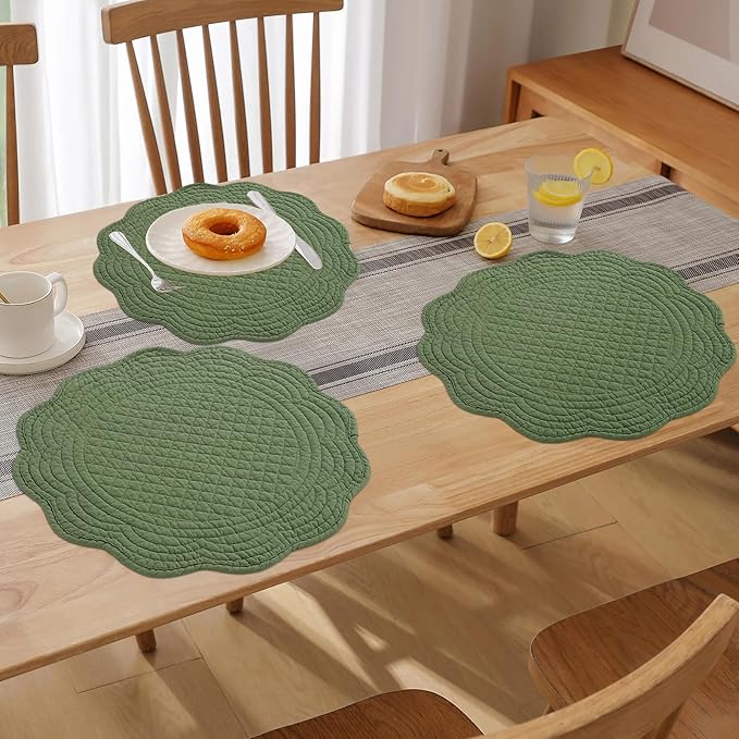 HOMBYS Quilted Placemats Set of 6 Washable Round Placemats for Kitchen Table-100% Cotton Fabric 13 Inch Round Table Mats, Cotton Fabric with Microfiber Filling (13"x13", Emerald Green)