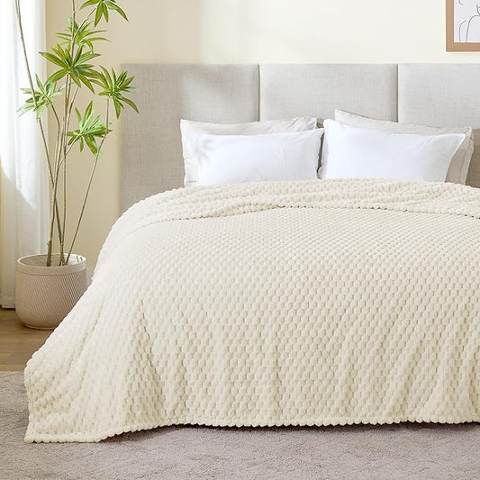 BEDELITE Fleece Blanket - 3D Jacquard Decorative Cream Throw Blankets for Couch & Bed, Soft and Cozy Warm Plush Fluffy Blanket All Seasons Suitable, 108x90Inches