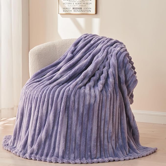 NEWCOSPLAY Super Soft King Blanket Lavender Premium Silky Flannel Fleece 3D Ribbed Jacquard Lightweight Bed Blanket All Season Use (Lavender Ribbed, King(90"x110"))