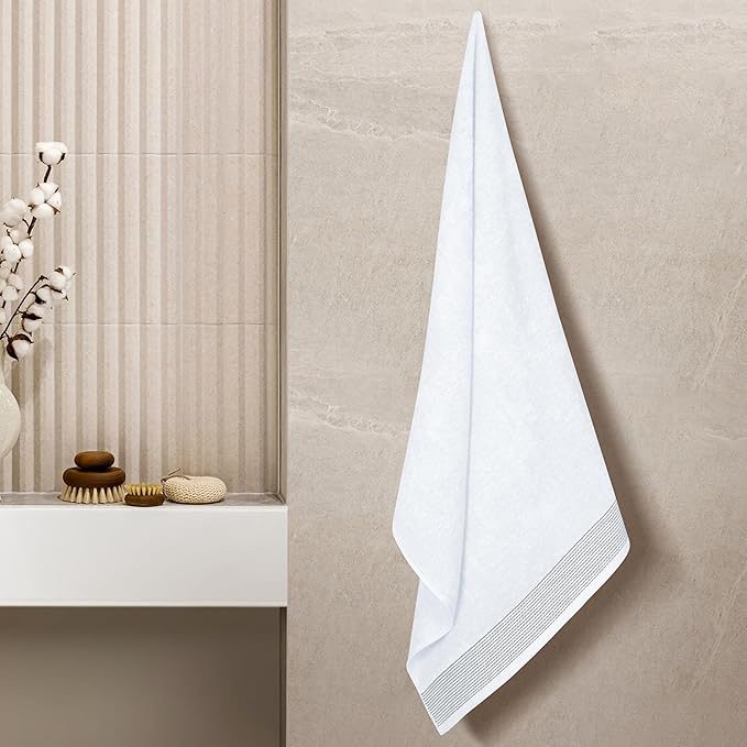 Belizzi Home Ultra Soft 4 Pack Oversized Bath Towel Set 27x54 inches, 100% Cotton Bath Towels, Highly Absorbant Compact Quickdry & Lightweight Towel, Ideal for Gym Travel Camp Pool - White