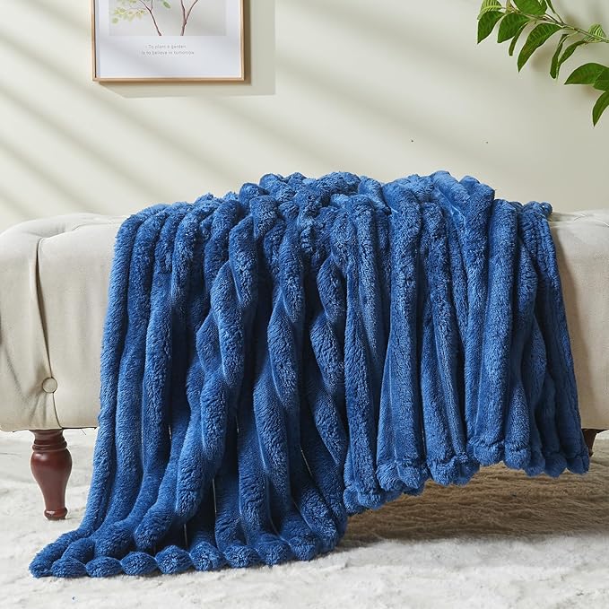 NEWCOSPLAY Super Soft King Blanket Navy Premium Silky Flannel Fleece 3D Ribbed Jacquard Lightweight Bed Blanket All Season Use (Navy Ribbed, King(90"x110"))