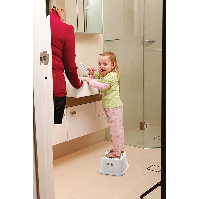 Dreambaby Step Stool for Kids - Non-Slip Base and Contoured Design for Toilet Potty Training and Sink Use