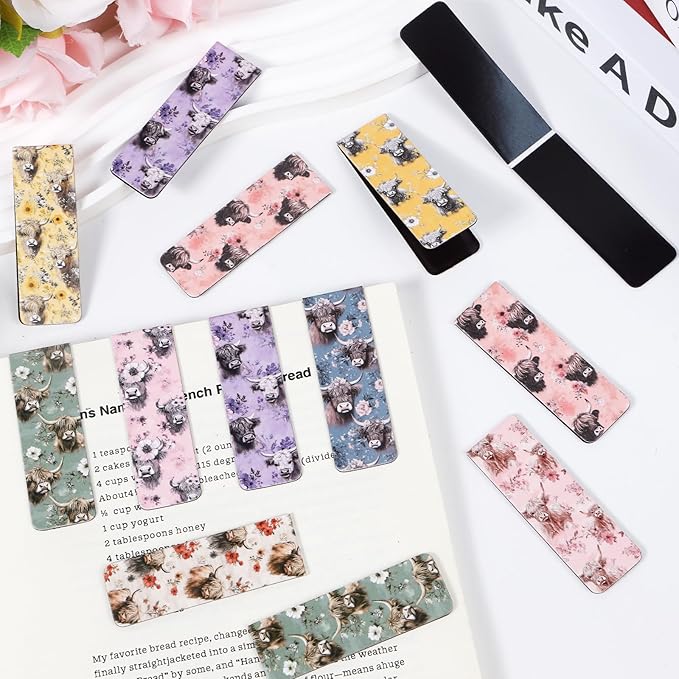 Highland Cow Floral Magnetic Bookmark - Wxiben 30 Pcs Watercolor Highland Cow Bookmarks Magnetic Cute Animal Magnets Book Markers Page Clip Gifts for Women Men Teen Students Teacher Reading Office
