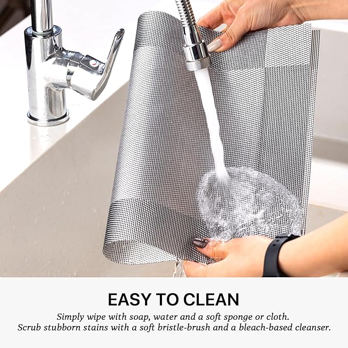 LEXMORE Placemats Set of 8 Vinyl/Plastic Woven Place Mats for Kitchen Table Indoor/Outdoor Washable Placemat Wipeable Dining Table Mats(Silver Cube)
