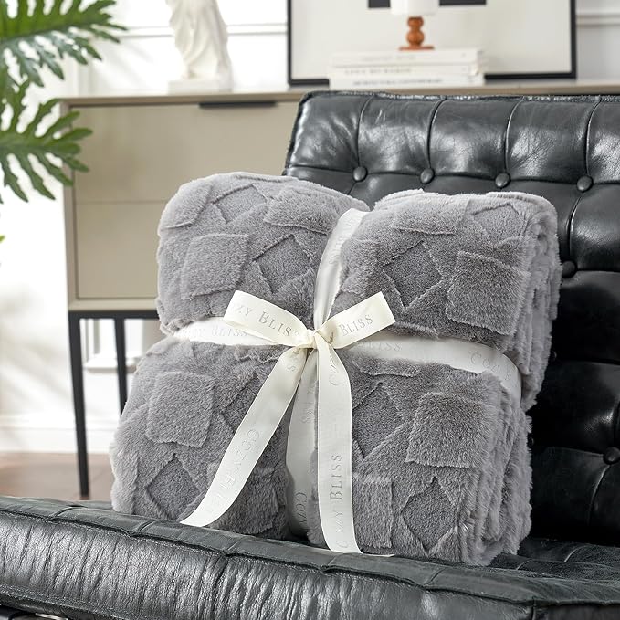 Cozy Bliss Faux Fur Throw Blanket for Couch - Clearance Soft Checkered Fuzzy Cozy Throw Gift Blankets for Women,Grey Blanket for Sofa Bedroom Living Room.(60 * 80 Inches,Grey)