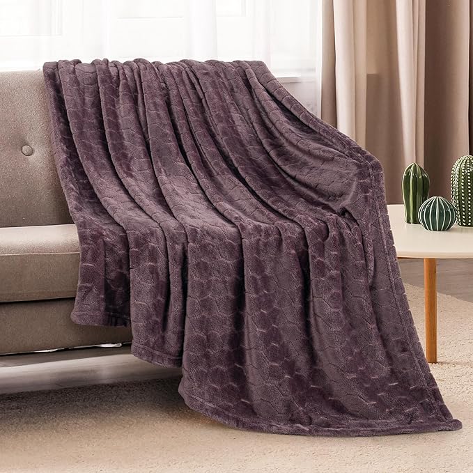 TOONOW Fleece Bed Blanket Queen Size 90x90 inches, Super Soft Fluffy Fuzzy Plush Blanket Geometric Pattern Cozy Microfiber Flannel Blankets for Couch, Bed, Sofa, Purple