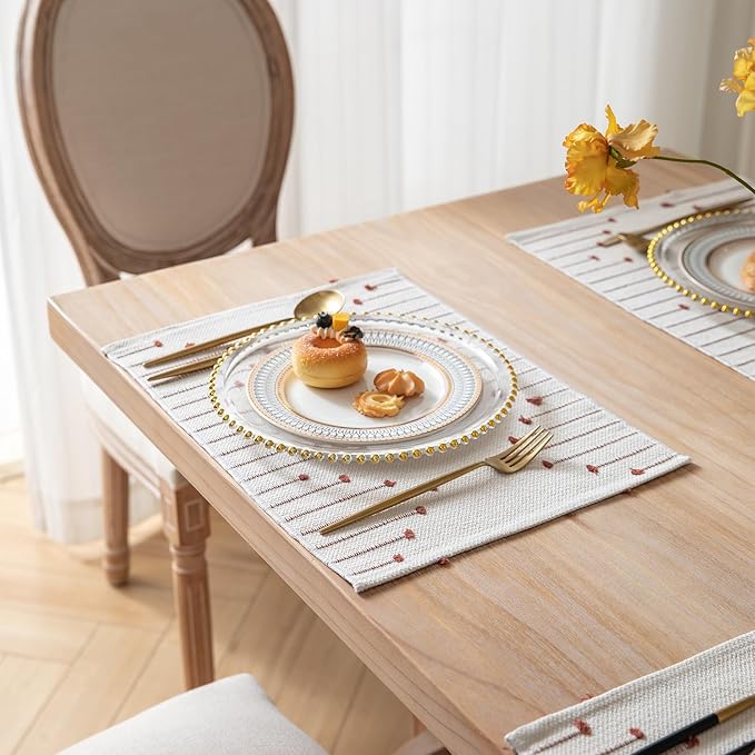 Placemats Set of 4 for Dining Table Fall Décor, Woven Cloth Place Mats for Farmhouse Kitchen Tabletop, Handcrafted Machine Washable Cotton Table mats 13 x 19 Inch, Black and Beige
