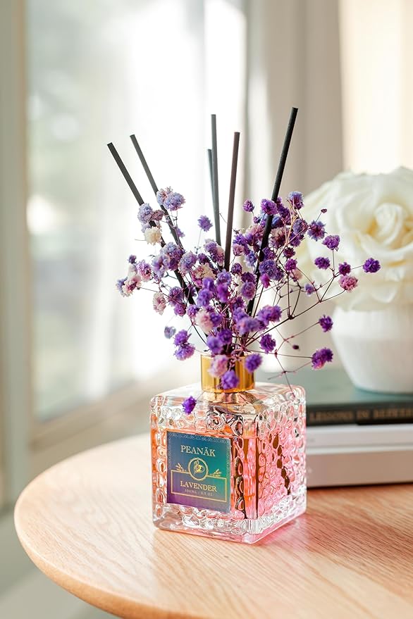 Reed Diffuser Set - French Lavender Oil, Oil Diffuser Sticks, Bathroom Diffuser, Bathroom Decor, 200ml with Preserved Flowers - PEANÄK