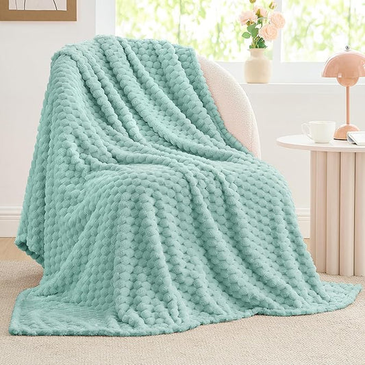 BEDELITE Jacquard Blanket - 3D Fleece Decorative Haze Blue Throw Blanket, Super Soft and Cozy Warm Fuzzy Blanket All Seasons Suitable, 50x60Inches