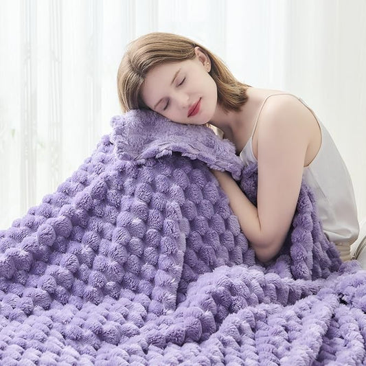 NEWCOSPLAY Super Soft Twin Blanket Lavender Premium Silky Flannel Fleece 3D Clouds Stylish Jacquard Lightweight Bed Blanket All Season Use 350GSM (Lavender, Twin(60"x80"))