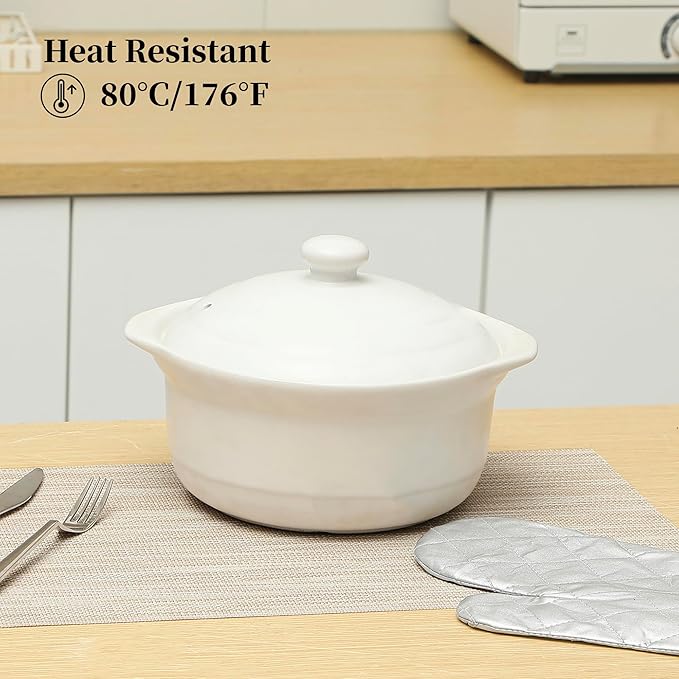 Leetaltree Beige White Placemats Set of 6 - Heat Resistant Non-Slip Place mats for Dining Table, Washable Durable PVC Vinyl Woven Table Mats（Beige White, 6）