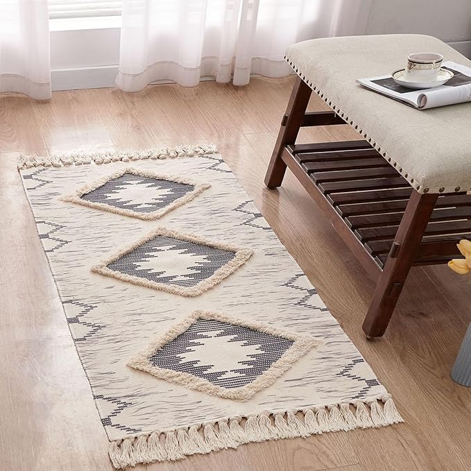 Boho Runner Rug, Washable Hallway Rug Runner Non Slip Rubber Backed, Kitchen Farmhouse Area Rug Floor Mat with Tassels, Tufted Woven Cotton Entryway Carpet (Grey, 2.3'x3.8')