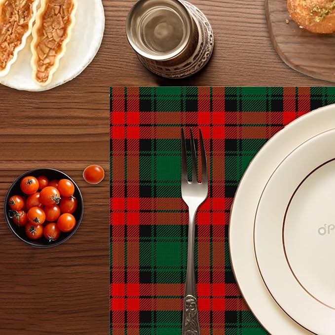 Christmas Plaid Placemats Set of 6,Washable Heat Resistant 12×18 Inch Linen Table Mats Green Red Place Mats for Party Outdoor Dining Décor