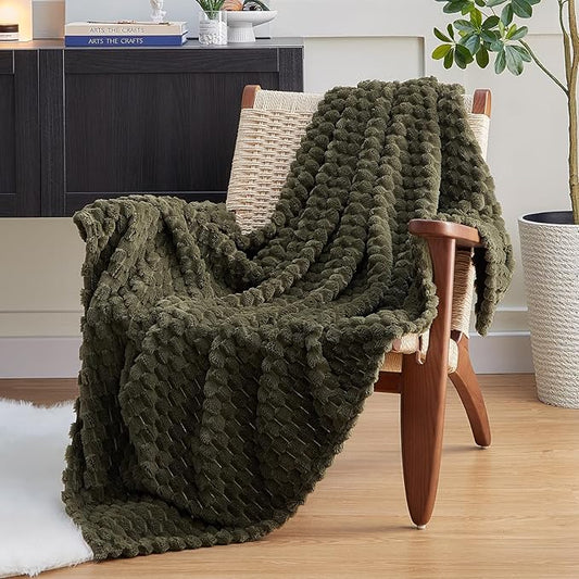 EXQ Home Fleece Throw Blanket for Couch or Bed - 3D Imitation Turtle Shell Jacquard Decorative Blankets - Cozy Soft Fuzzy Flannel Blanket Suitable for All Seasons(50"×60",Dark Green)