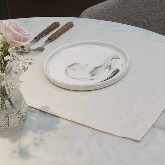 Table Placemats, Machine Washable, Non-Wrinkle Linen Texture Farmhouse Modern Dining Table Mats Set of 6, Natural