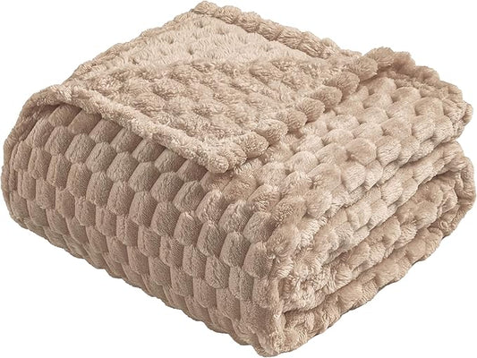 Vessia Flannel Fleece Throw Blanket(50x70 inch), 3D Jacquard Camel Fuzzy and Warm Blanket for Couch,Sofa,Bed,Chair, 300GSM Super Soft Touch Cozy Lightweight Light Brown Throw For All-Season Home Decor