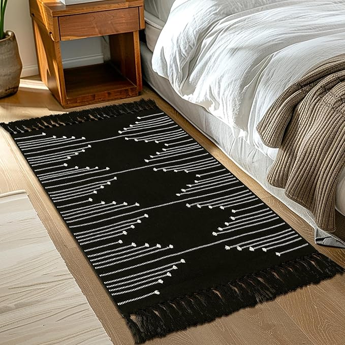 Tritard Boho Entryway Rug 2x3 - Washable Woven Cotton Indoor Throw Rugs with Tassel, Small Aztec Bathroom Kitchen Area Rug Farmhouse Bath Door Mat Low Pile for Doorway, Laundry, Black and White