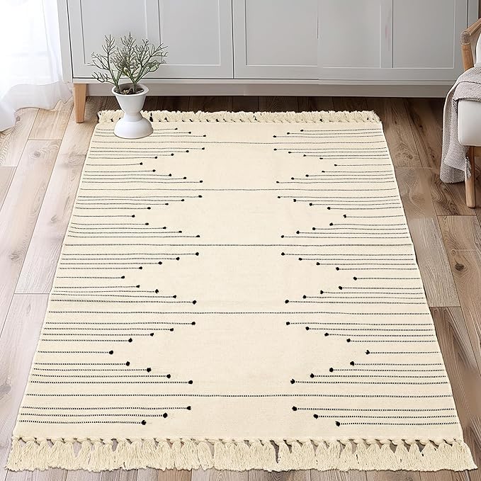 Tritard Boho Area Rug 4x6 - Woven Entryway Rugs with Tassels Farmhouse Aztec Bedroom Lightweight Throw Rugs Washable Cotton Low Pile Thin Carpet for Kitchen, Bathroom, Playroom, Office, Beige Cream