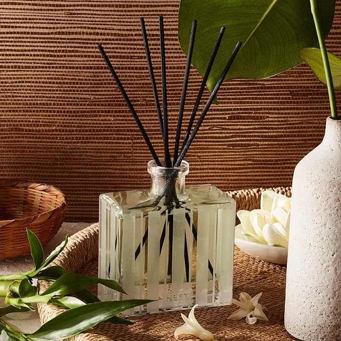 NEST New York Reed Diffuser, Bamboo - 5.9 fl oz - Fragrance for Up to 90 Days - Reusable, Refillable Glass Holder - Includes 8 All-Natural Reed Sticks - Flame Free