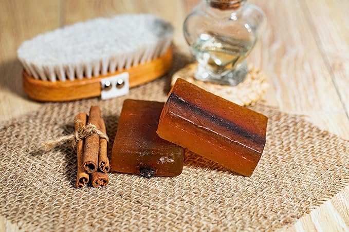 Sabun Co. Cinnema Natural Soap Bar - Cinnamon Essential Oil, Cinnamon Powder and Stick inside - Moisturizing Glycerin Soap - 100% Handmade, Vegan - Exfoliating Bar Soap [4.23 oz - 120 gr]