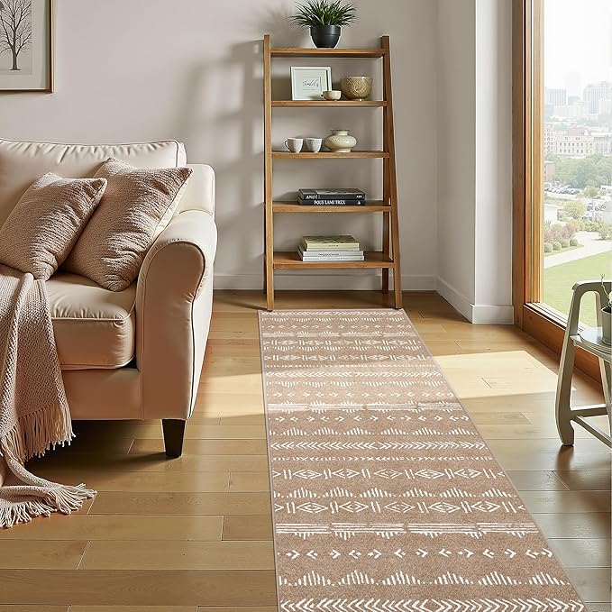 2'6''x8' Runner Rug for Entryway Indoor, Boho Kitchen Runner Rug Non Slip Washable Runner Rugs with Rubber Backing Soft Carpet Runner for Kitchen Laundry Bedroom, Coffee