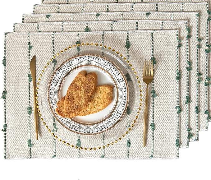 Boho Placemats Set of 4 for Dining Table Decor, Woven Cloth Place Mats for Farmhouse Rustic Kitche Home Decor, Cotton Placemats 13 x 19 Inch, Green and Beige Table mats