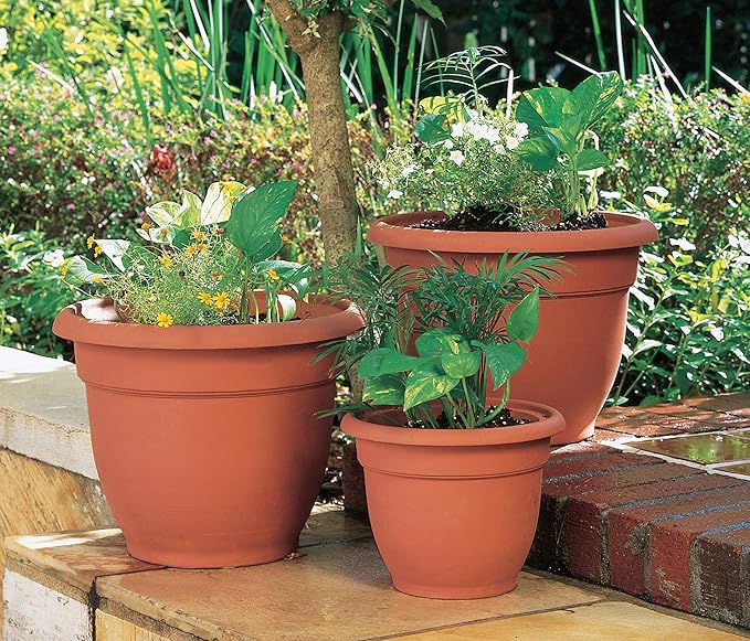 Fiskars Bloem 12 Inch Ariana Planter with Self-Watering Grid, Color Clay