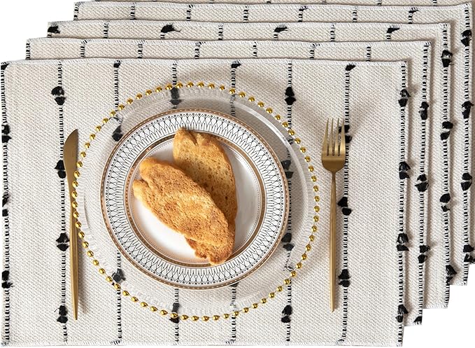 Boho Placemats Set of 4 for Dining Table Decor, Woven Cloth Place Mats for Farmhouse Rustic Kitche Home Decor, Cotton Placemats 13 x 19 Inch, Black and Beige Table mats