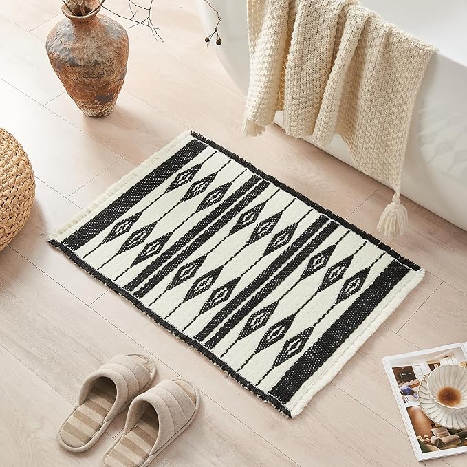 Douceur Boho Bath mat for Bathroom Floor Non Slip, Acrylic Blend Cute Bath Rugs with Tassels, Farmhouse Bathroom Rugs with Geometric Tribal Ethnic Pattern Design in Black and Cream White, 24" x 36"
