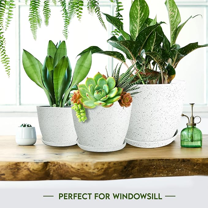 Utopia Home - Plant Pots Indoor with Drainage - 7/6.6/6/5.3/4.8 Inches Flower Pots - 5 Pack Plastic Planters - Ideal for Stocking Stuffers or Home Christmas Decorations - Spotty Grey
