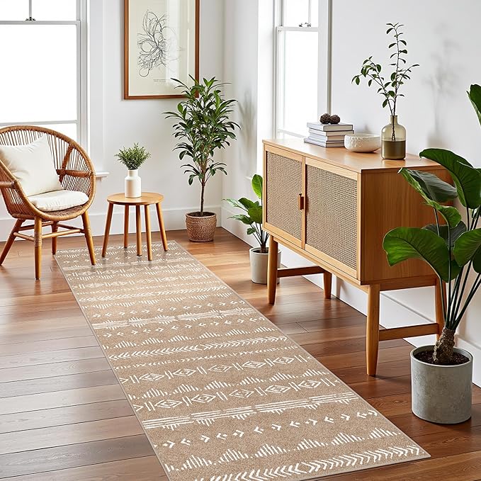2'6''x8' Runner Rug for Entryway Indoor, Boho Kitchen Runner Rug Non Slip Washable Runner Rugs with Rubber Backing Soft Carpet Runner for Kitchen Laundry Bedroom, Coffee
