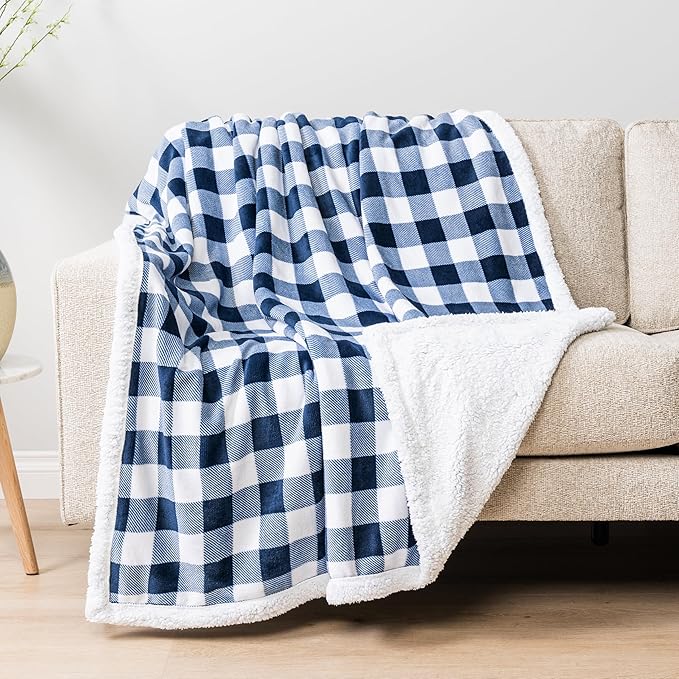 PAVILIA Navy Blue and White Buffalo Plaid Sherpa Throw Blanket for Couch, Plush Checkered Fleece Blanket and Throws, Soft Fuzzy Flannel Blanket for Sofa Bed, Warm Cozy Winter Blanket Gift, 50x60