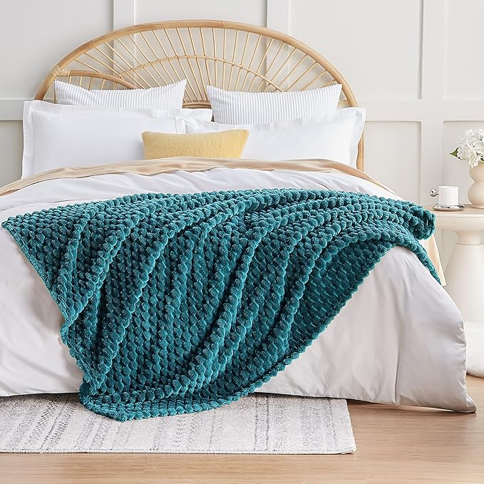 EXQ Home Fleece Blanket Throw XL for Couch or Bed - 3D Imitation Turtle Shell Jacquard Decorative Blankets - Cozy Soft Lightweight Fuzzy Flannel Blanket Suitable for All Seasons(50"×70",Teal)