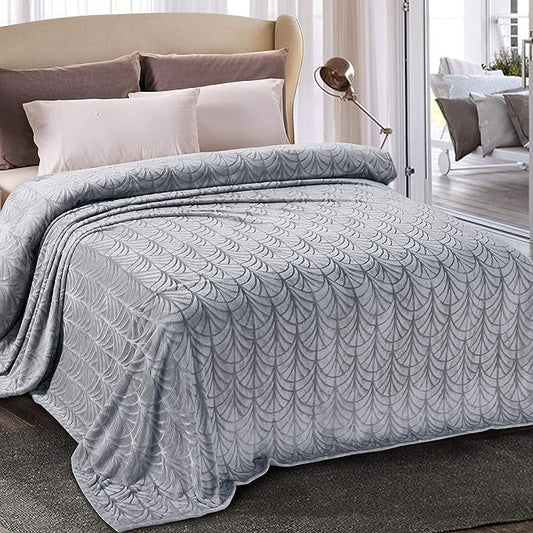 Whale Flotilla Flannel Fleece Twin Size Blanket for Bed, Soft Fluffy Velvet Bedspread Coverlet with Decorative Vintage Pattern for All Season, Warm and Lightweight, 90x66 Inch, Silver Grey