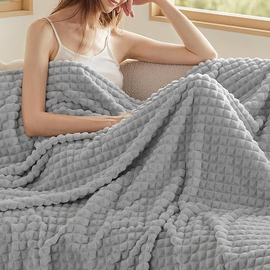 Bedsure Grey Throw Blanket for Couch - Warm, Cozy & Soft Blanket for Women, Cute Small Fleece for Girls, Ideal for Chair & Bed, Light Grey, 50x60 Inches